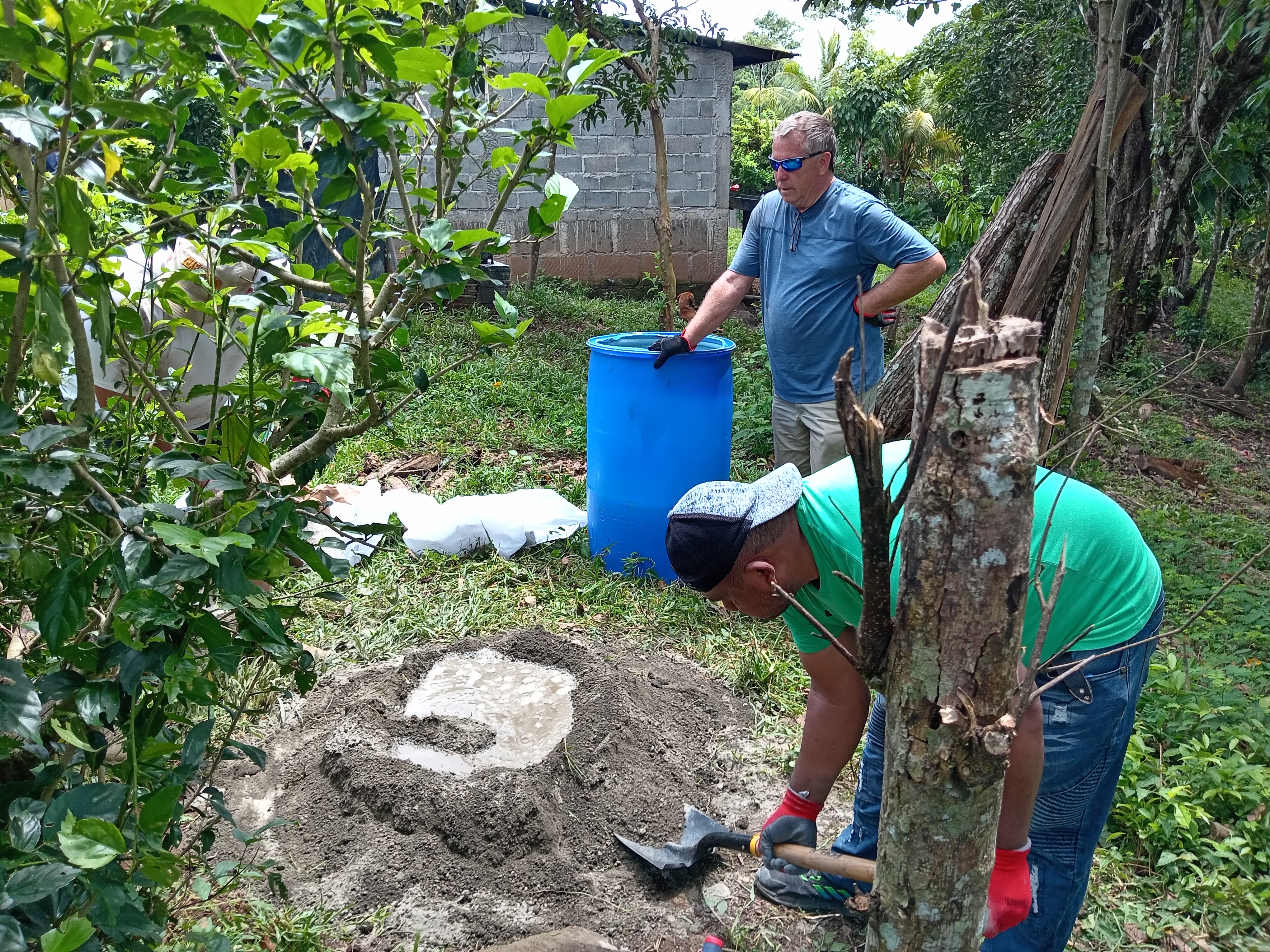 Casa Base Nawawasito - New Latrine